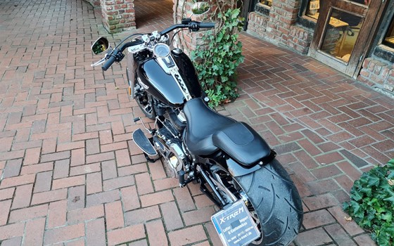 Umgebautes Motorrad Harley-Davidson Softail Fat Boy 114 FLFBS von X-Trem Custombikes - Bild 12 Umgebautes Motorrad Harley-Davidson Softail Fat Boy 114 FLFBS von X-Trem Custombikes - Bild 12