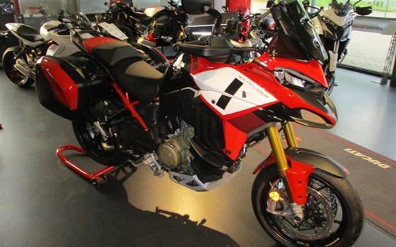 Umgebautes Motorrad Ducati Multistrada V4 Pikes Peak von Team Wahlers GmbH - Bild 3 Umgebautes Motorrad Ducati Multistrada V4 Pikes Peak von Team Wahlers GmbH - Bild 3