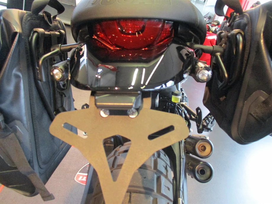 Umbgebautes Motorrad Ducati Scrambler Desert Sled Bild 12: Umbgebautes Motorrad Ducati Scrambler Desert Sled