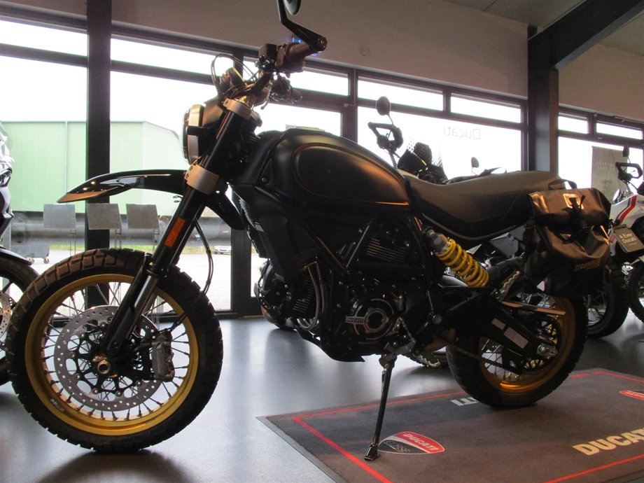 Umbgebautes Motorrad Ducati Scrambler Desert Sled Bild 6: Umbgebautes Motorrad Ducati Scrambler Desert Sled