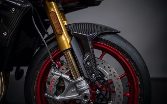 Umgebautes Motorrad Triumph Speed Triple 1200 RR von Triumph Emsland - Hertrampf Racing - Bild 6 Umgebautes Motorrad Triumph Speed Triple 1200 RR von Triumph Emsland - Hertrampf Racing - Bild 6
