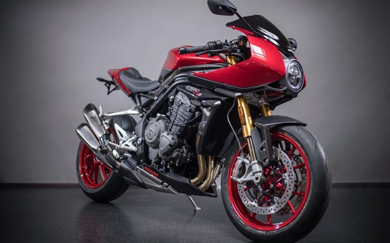 Umgebautes Motorrad Triumph Speed Triple 1200 RR von Triumph Emsland - Hertrampf Racing - Bild 19 Umgebautes Motorrad Triumph Speed Triple 1200 RR von Triumph Emsland - Hertrampf Racing - Bild 19