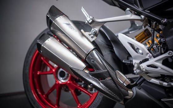 Umgebautes Motorrad Triumph Speed Triple 1200 RR von Triumph Emsland - Hertrampf Racing - Bild 22 Umgebautes Motorrad Triumph Speed Triple 1200 RR von Triumph Emsland - Hertrampf Racing - Bild 22