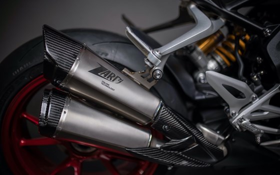 Umgebautes Motorrad Triumph Speed Triple 1200 RR von Triumph Emsland - Hertrampf Racing - Bild 27 Umgebautes Motorrad Triumph Speed Triple 1200 RR von Triumph Emsland - Hertrampf Racing - Bild 27