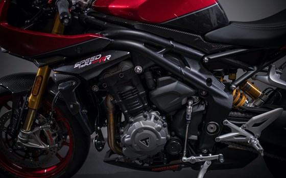 Umgebautes Motorrad Triumph Speed Triple 1200 RR von Triumph Emsland - Hertrampf Racing - Bild 11 Umgebautes Motorrad Triumph Speed Triple 1200 RR von Triumph Emsland - Hertrampf Racing - Bild 11