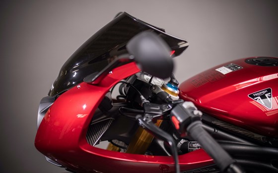 Umgebautes Motorrad Triumph Speed Triple 1200 RR von Triumph Emsland - Hertrampf Racing - Bild 13 Umgebautes Motorrad Triumph Speed Triple 1200 RR von Triumph Emsland - Hertrampf Racing - Bild 13