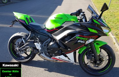 Kawasaki Ninja 650 KRT Custom Bike Kawasaki Ninja 650 KRT Custom Bike