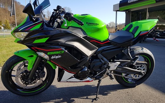 Umgebautes Motorrad Kawasaki Ninja 650 KRT von Motorradhaus Löhmer GmbH - Bild 2 Umgebautes Motorrad Kawasaki Ninja 650 KRT von Motorradhaus Löhmer GmbH - Bild 2
