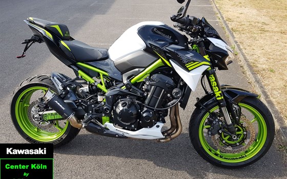 Umgebautes Motorrad Kawasaki Z900 von Motorradhaus Löhmer GmbH - Bild 1 Umgebautes Motorrad Kawasaki Z900 von Motorradhaus Löhmer GmbH - Bild 1