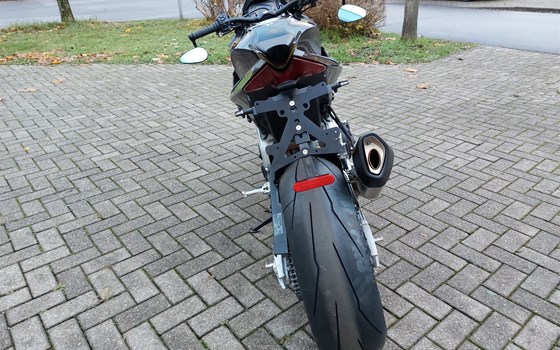Umgebautes Motorrad Aprilia Tuono V4 1100 Factory von WIKO Motorrad GmbH - Bild 10 Umgebautes Motorrad Aprilia Tuono V4 1100 Factory von WIKO Motorrad GmbH - Bild 10