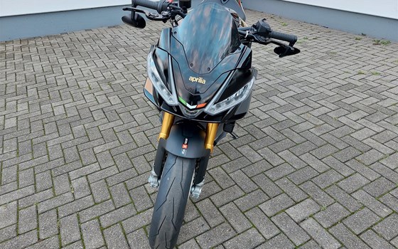 Umgebautes Motorrad Aprilia Tuono V4 1100 Factory von WIKO Motorrad GmbH - Bild 3 Umgebautes Motorrad Aprilia Tuono V4 1100 Factory von WIKO Motorrad GmbH - Bild 3
