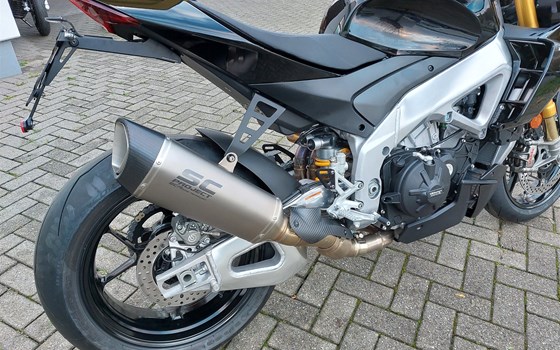 Umgebautes Motorrad Aprilia Tuono V4 1100 Factory von WIKO Motorrad GmbH - Bild 8 Umgebautes Motorrad Aprilia Tuono V4 1100 Factory von WIKO Motorrad GmbH - Bild 8