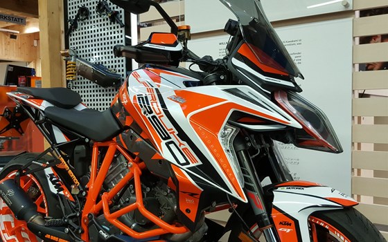 Umgebautes Motorrad KTM 1290 Super Duke GT von Zweiradsport Meine - Bild 2