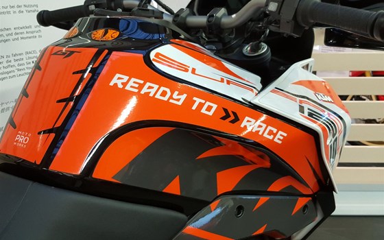 Umgebautes Motorrad KTM 1290 Super Duke GT von Zweiradsport Meine - Bild 5