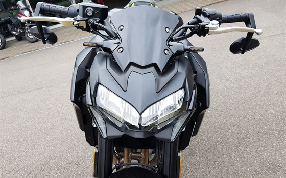 Umgebautes Motorrad Kawasaki Z900 70kW von Motorradhaus Löhmer GmbH - Bild 5 Umgebautes Motorrad Kawasaki Z900 70kW von Motorradhaus Löhmer GmbH - Bild 5