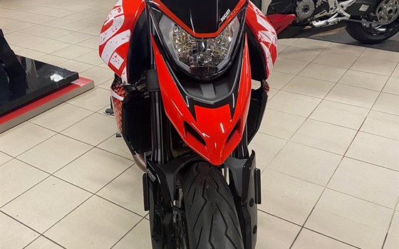 Umgebautes Motorrad Ducati Hypermotard 950 RVE von Motorradhaus Steinbach GmbH - Bild 2 Umgebautes Motorrad Ducati Hypermotard 950 RVE von Motorradhaus Steinbach GmbH - Bild 2