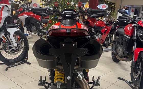 Umgebautes Motorrad Ducati Hypermotard 950 RVE von Motorradhaus Steinbach GmbH - Bild 5 Umgebautes Motorrad Ducati Hypermotard 950 RVE von Motorradhaus Steinbach GmbH - Bild 5