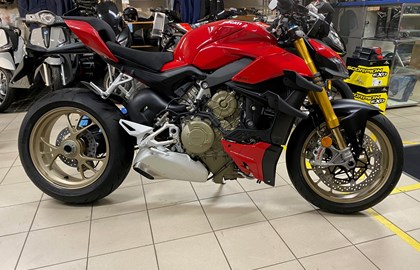 Ducati Streetfighter V4 S Custom Bike