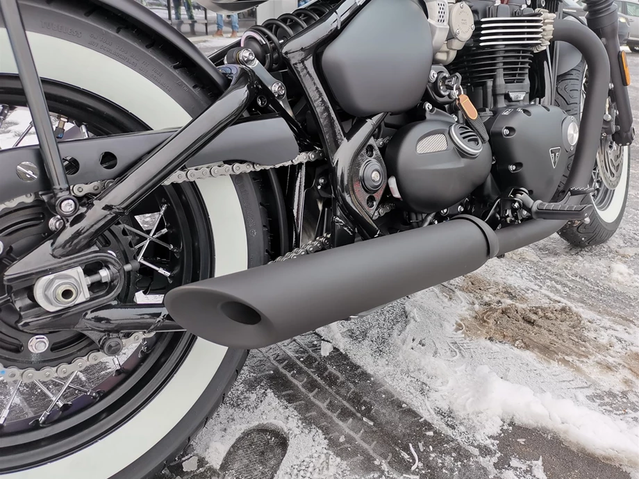 Umbgebautes Motorrad Triumph Bonneville Bobber Bild 3: Umbgebautes Motorrad Triumph Bonneville Bobber