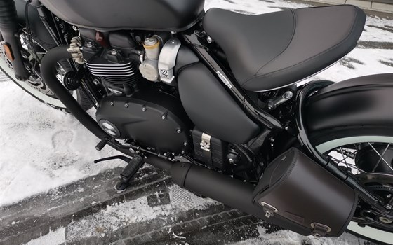 Umgebautes Motorrad Triumph Bonneville Bobber von sk-bikes GmbH - Bild 7 Umgebautes Motorrad Triumph Bonneville Bobber von sk-bikes GmbH - Bild 7