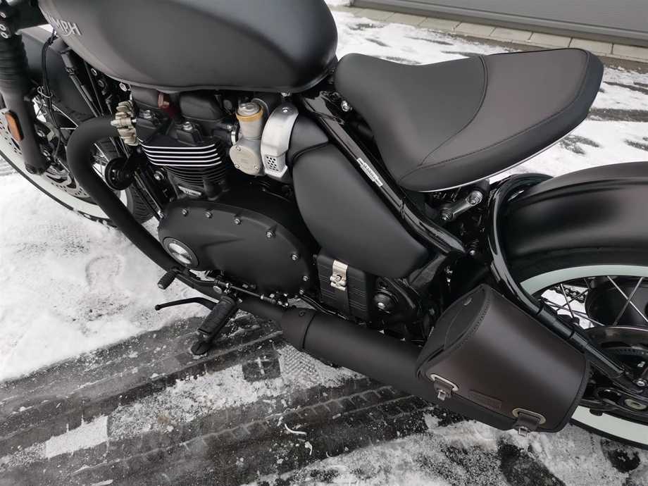 Umbgebautes Motorrad Triumph Bonneville Bobber Bild 7: Umbgebautes Motorrad Triumph Bonneville Bobber