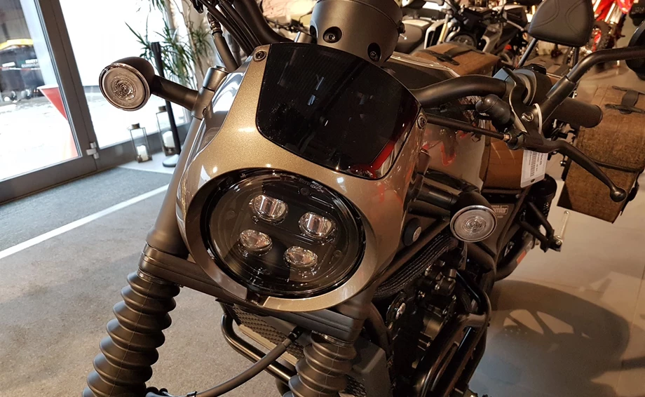 Umbgebautes Motorrad Honda CMX500 Rebel S Bild 19: Umbgebautes Motorrad Honda CMX500 Rebel S