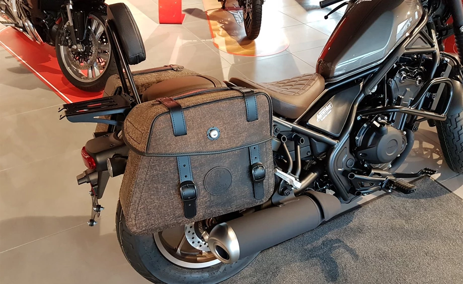 Umbgebautes Motorrad Honda CMX500 Rebel S Bild 2: Umbgebautes Motorrad Honda CMX500 Rebel S