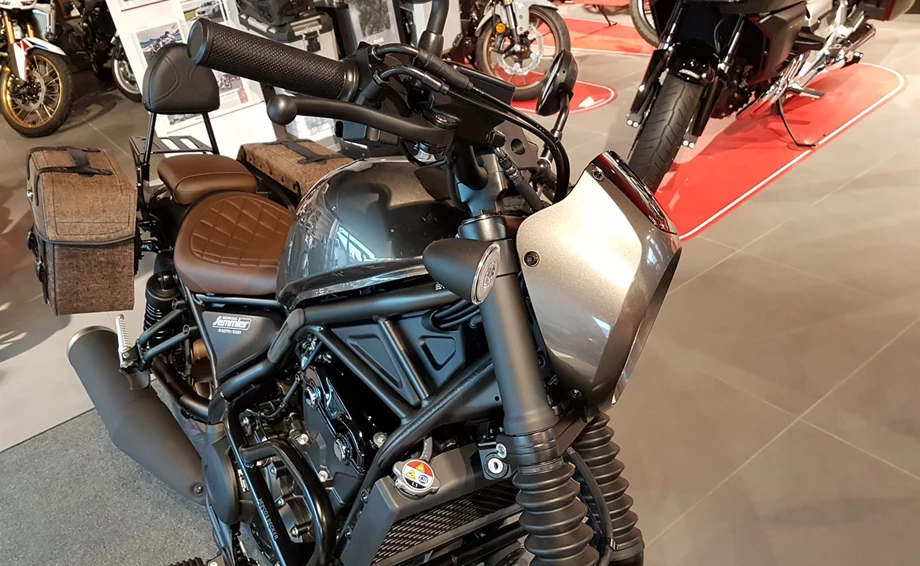 Umbgebautes Motorrad Honda CMX500 Rebel S Bild 5: Umbgebautes Motorrad Honda CMX500 Rebel S