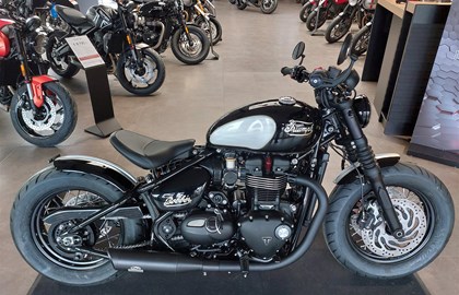 Triumph Bonneville Bobber Custom Bike Triumph Bonneville Bobber Custom Bike