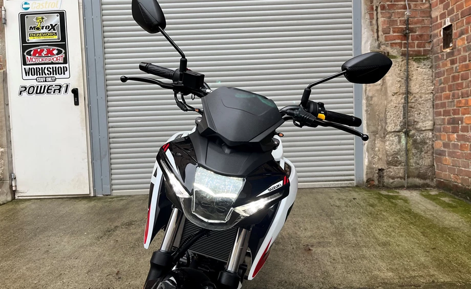Umbgebautes Motorrad Suzuki GSX-S125 Bild 3: Umbgebautes Motorrad Suzuki GSX-S125