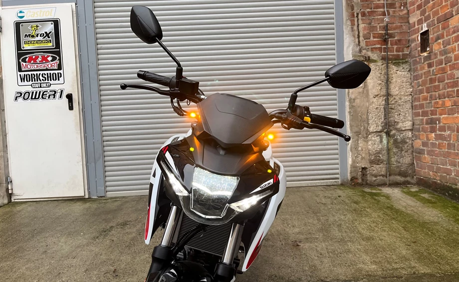 Umbgebautes Motorrad Suzuki GSX-S125 Bild 5: Umbgebautes Motorrad Suzuki GSX-S125