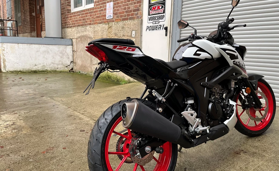 Umbgebautes Motorrad Suzuki GSX-S125 Bild 7: Umbgebautes Motorrad Suzuki GSX-S125