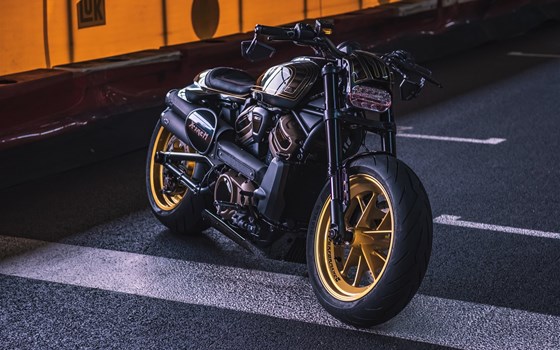 Umgebautes Motorrad Harley-Davidson Sportster S RH1250S von X-Trem Custombikes - Bild 1 Umgebautes Motorrad Harley-Davidson Sportster S RH1250S von X-Trem Custombikes - Bild 1