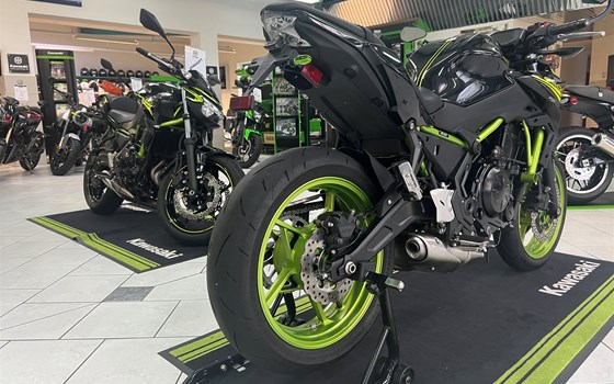 Umgebautes Motorrad Kawasaki Z650 von Willi Möller - Bild 11 Umgebautes Motorrad Kawasaki Z650 von Willi Möller - Bild 11