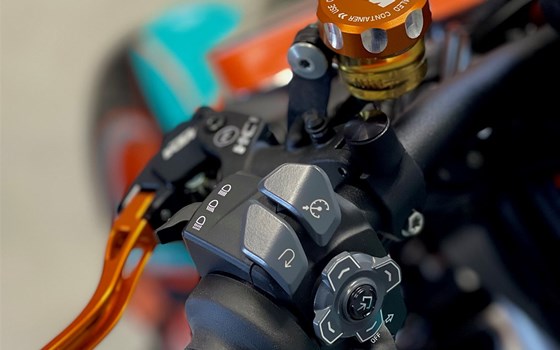 Umgebautes Motorrad KTM 1290 Super Duke R von PEPA-BIKES e.K. Inh. Martin Petzold - Bild 9 Umgebautes Motorrad KTM 1290 Super Duke R von PEPA-BIKES e.K. Inh. Martin Petzold - Bild 9
