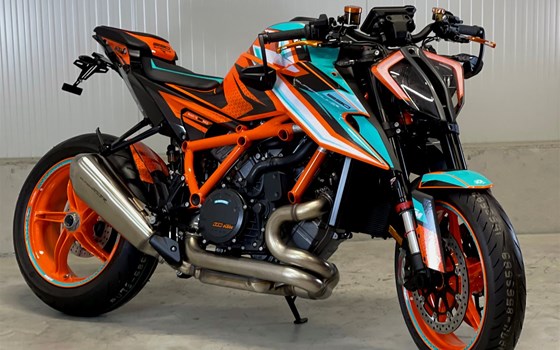 Umgebautes Motorrad KTM 1290 Super Duke R von PEPA-BIKES e.K. Inh. Martin Petzold - Bild 6 Umgebautes Motorrad KTM 1290 Super Duke R von PEPA-BIKES e.K. Inh. Martin Petzold - Bild 6