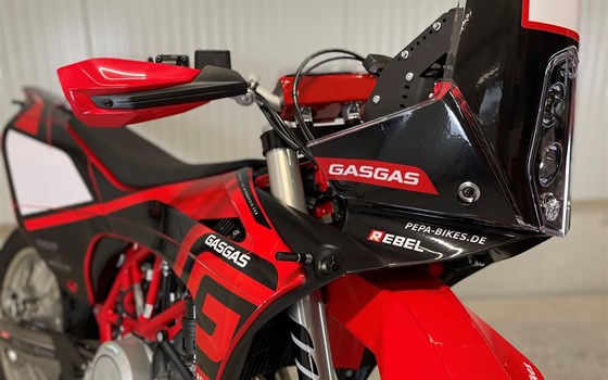 Umgebautes Motorrad GASGAS ES 700 von PEPA-BIKES e.K. Inh. Martin Petzold - Bild 7 Umgebautes Motorrad GASGAS ES 700 von PEPA-BIKES e.K. Inh. Martin Petzold - Bild 7