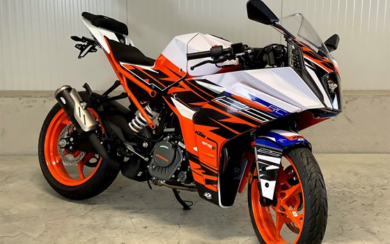 Umgebautes Motorrad KTM RC 125 von PEPA-BIKES e.K. Inh. Martin Petzold - Bild 3 Umgebautes Motorrad KTM RC 125 von PEPA-BIKES e.K. Inh. Martin Petzold - Bild 3