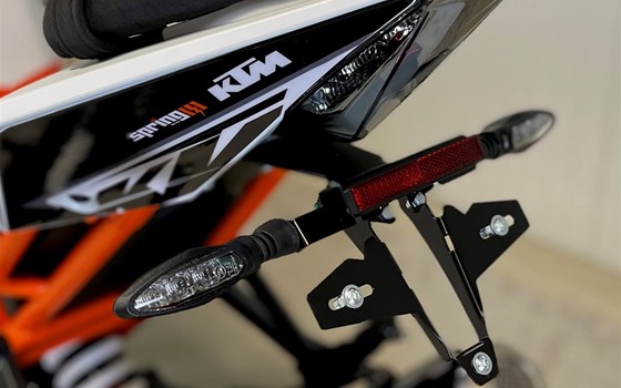 Umgebautes Motorrad KTM RC 125 von PEPA-BIKES e.K. Inh. Martin Petzold - Bild 15 Umgebautes Motorrad KTM RC 125 von PEPA-BIKES e.K. Inh. Martin Petzold - Bild 15
