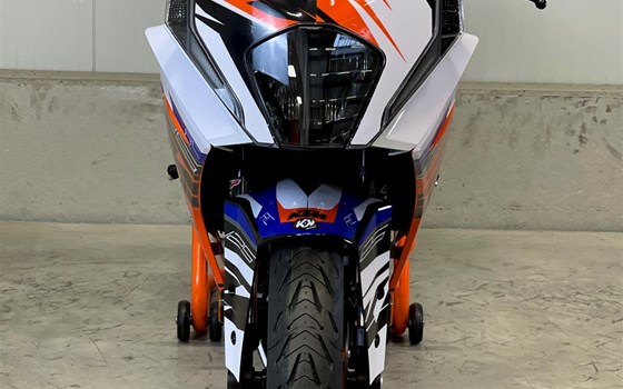 Umgebautes Motorrad KTM RC 125 von PEPA-BIKES e.K. Inh. Martin Petzold - Bild 6 Umgebautes Motorrad KTM RC 125 von PEPA-BIKES e.K. Inh. Martin Petzold - Bild 6