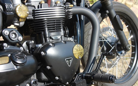 Umgebautes Motorrad Triumph Bonneville Bobber von Motorrad Naujocks - Bild 13 Umgebautes Motorrad Triumph Bonneville Bobber von Motorrad Naujocks - Bild 13
