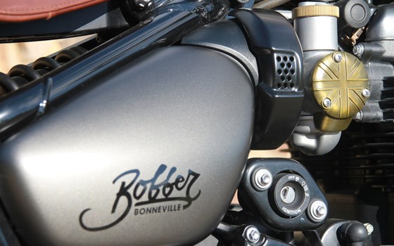 Umgebautes Motorrad Triumph Bonneville Bobber von Motorrad Naujocks - Bild 14 Umgebautes Motorrad Triumph Bonneville Bobber von Motorrad Naujocks - Bild 14