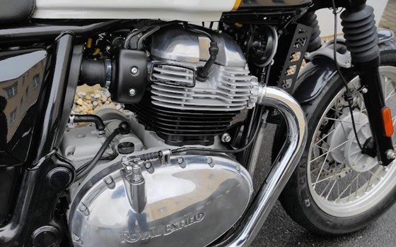 Umgebautes Motorrad Royal Enfield Continental GT 650 von Zweiradhaus Mierisch - Bild 9 Umgebautes Motorrad Royal Enfield Continental GT 650 von Zweiradhaus Mierisch - Bild 9