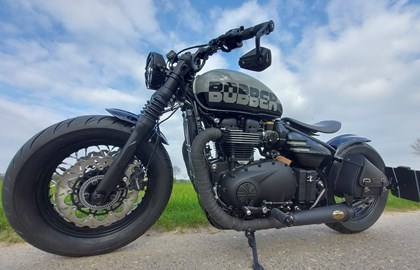 Triumph Bonneville Bobber Custom Bike Triumph Bonneville Bobber Custom Bike