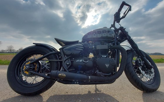 Umgebautes Motorrad Triumph Bonneville Bobber von Motorrad Lörper, Inh. Martin Lörper - Bild 5 Umgebautes Motorrad Triumph Bonneville Bobber von Motorrad Lörper, Inh. Martin Lörper - Bild 5