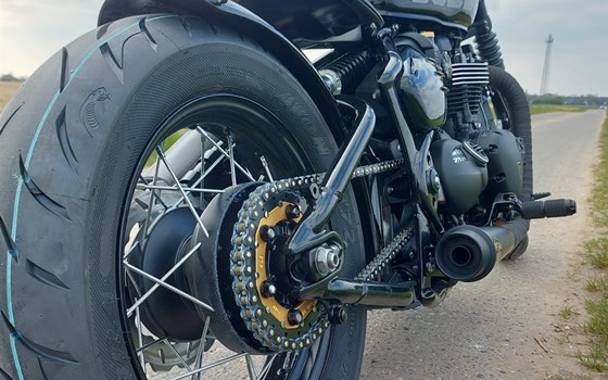 Umgebautes Motorrad Triumph Bonneville Bobber von Motorrad Lörper, Inh. Martin Lörper - Bild 3 Umgebautes Motorrad Triumph Bonneville Bobber von Motorrad Lörper, Inh. Martin Lörper - Bild 3