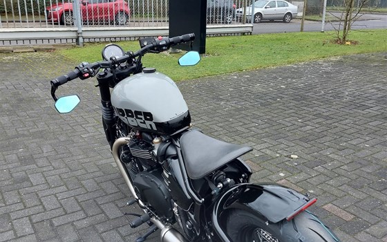 Umgebautes Motorrad Triumph Bonneville Bobber von Motorrad Lörper, Inh. Martin Lörper - Bild 7 Umgebautes Motorrad Triumph Bonneville Bobber von Motorrad Lörper, Inh. Martin Lörper - Bild 7