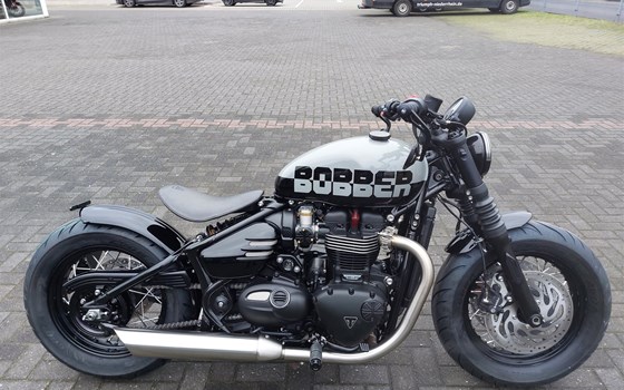 Umgebautes Motorrad Triumph Bonneville Bobber von Motorrad Lörper, Inh. Martin Lörper - Bild 10 Umgebautes Motorrad Triumph Bonneville Bobber von Motorrad Lörper, Inh. Martin Lörper - Bild 10