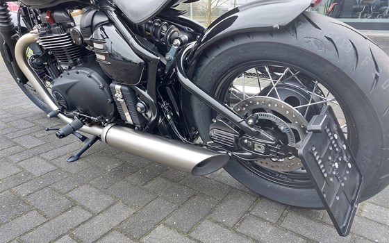 Umgebautes Motorrad Triumph Bonneville Bobber von Motorrad Lörper, Inh. Martin Lörper - Bild 12 Umgebautes Motorrad Triumph Bonneville Bobber von Motorrad Lörper, Inh. Martin Lörper - Bild 12