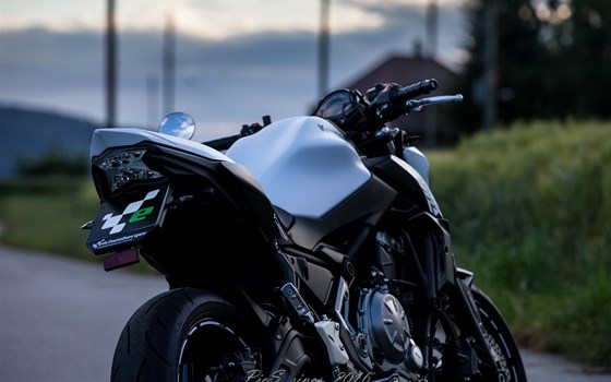 Umgebautes Motorrad Kawasaki Z650 von Eichenberger Zweirad-Sport - Bild 5 Umgebautes Motorrad Kawasaki Z650 von Eichenberger Zweirad-Sport - Bild 5